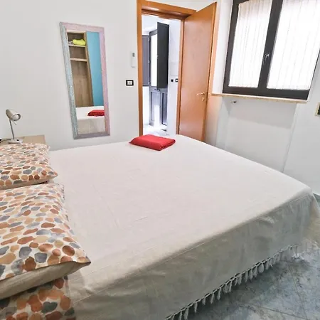 Porta Napoli 아파트 *